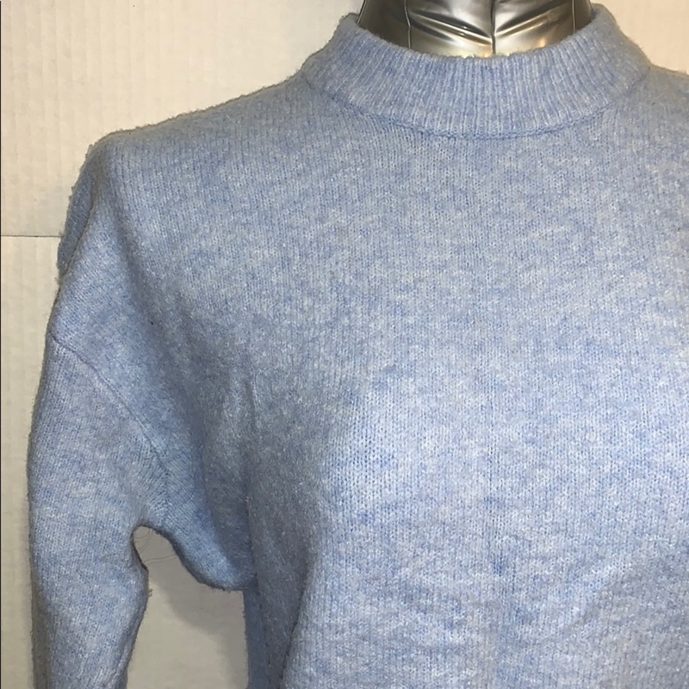 H&M Blue sweater